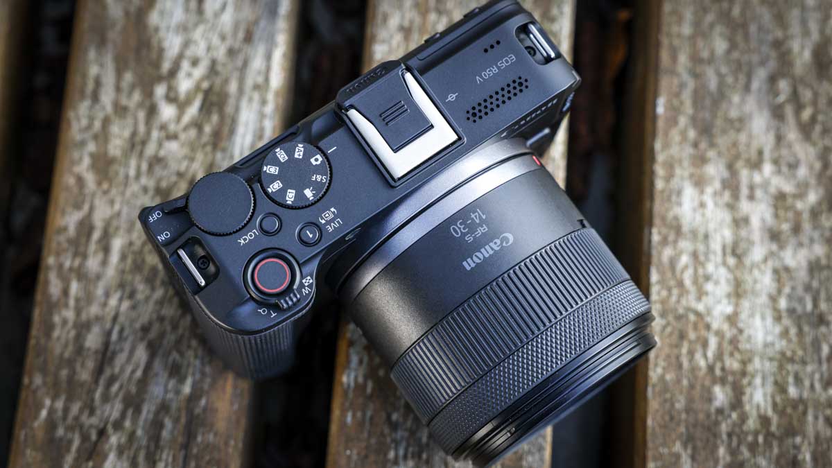 Canon EOS R50V