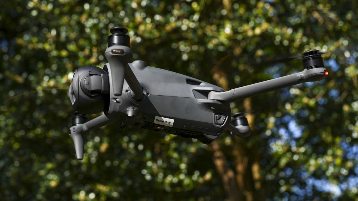 DJI Mavic 4 Pro turning