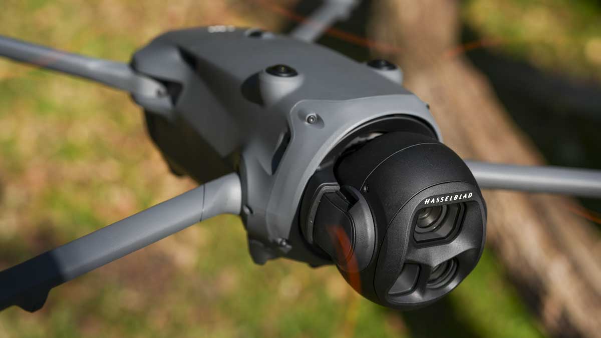 DJI Mavic 4 Pro camera angle