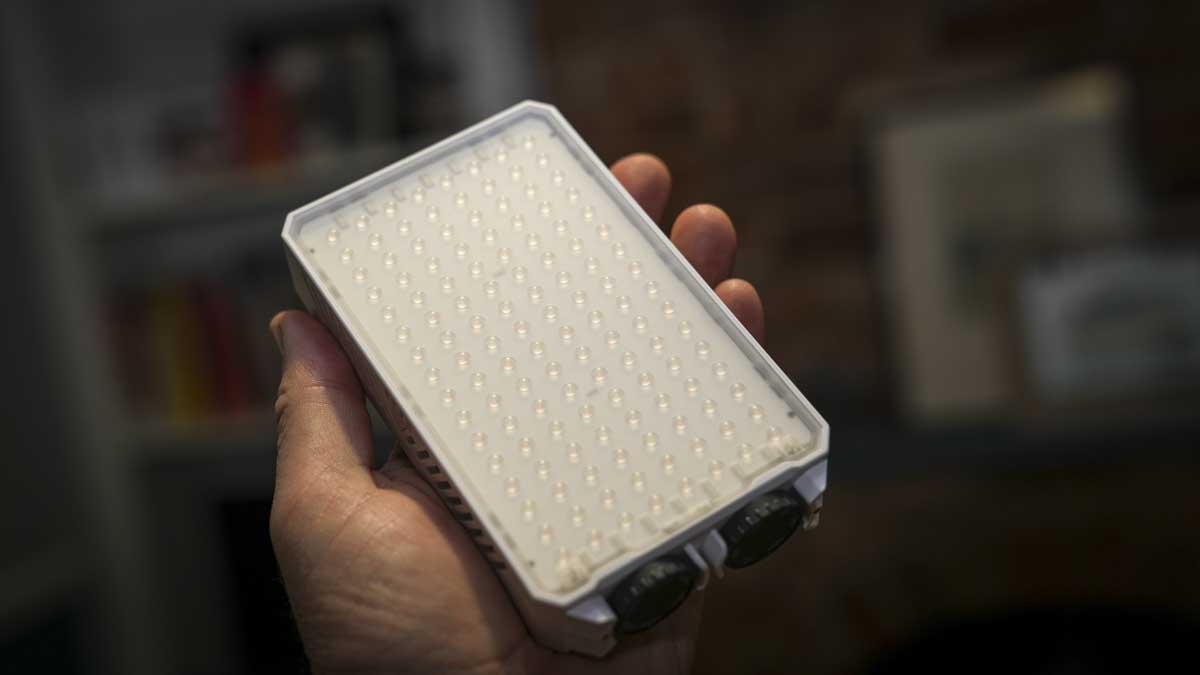 Godox Litemon C30Bi review