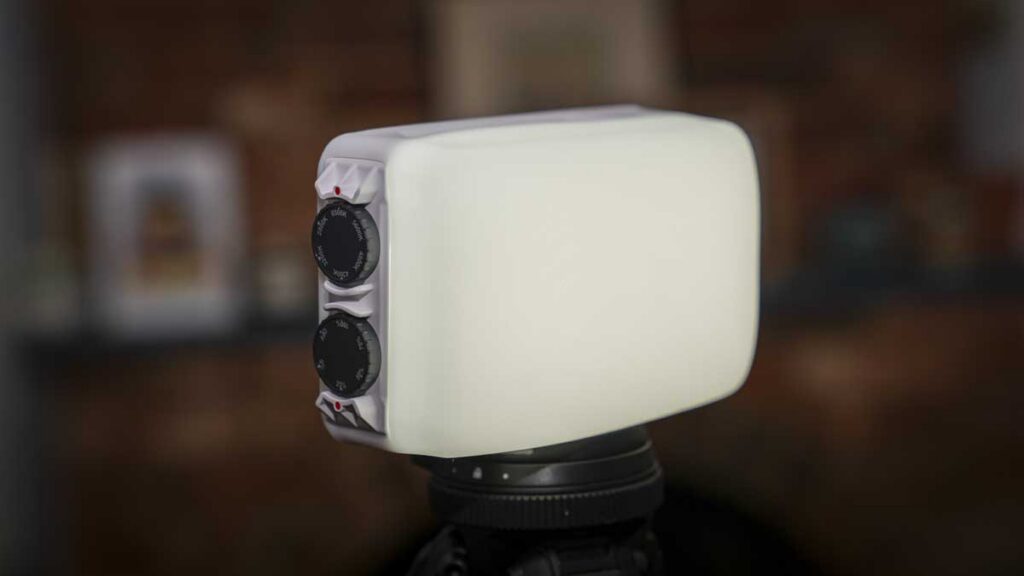 Godox Litemon C30Bi review