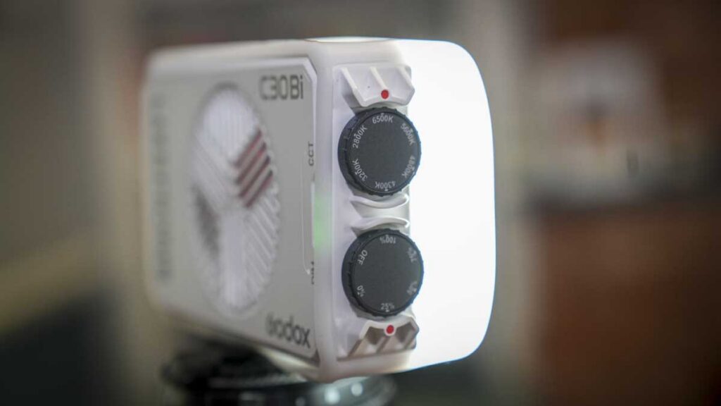 Godox Litemon C30Bi review