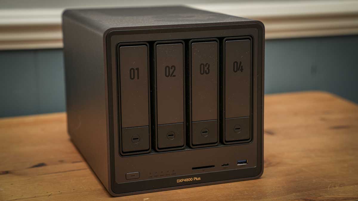 UGREEN DXP4800 Plus review