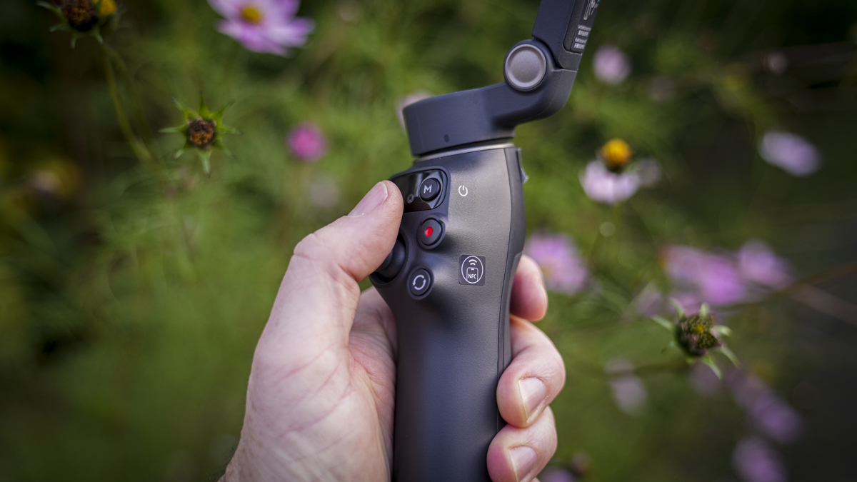 DJI Osmo Mobile 8