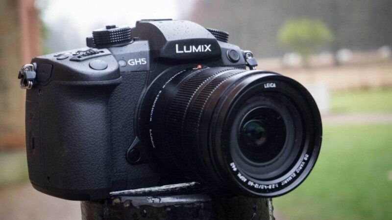 Which cameras shoot 4K video at 60fps?