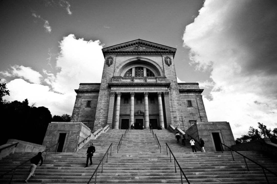 Photography Composition Tips: 04 Don’t avoid converging verticals – embrace them