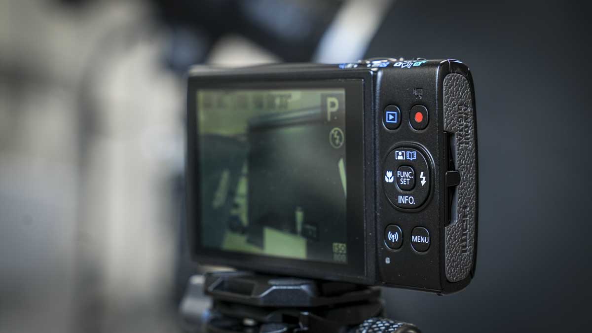 Canon IXUS 285 HS Review screen