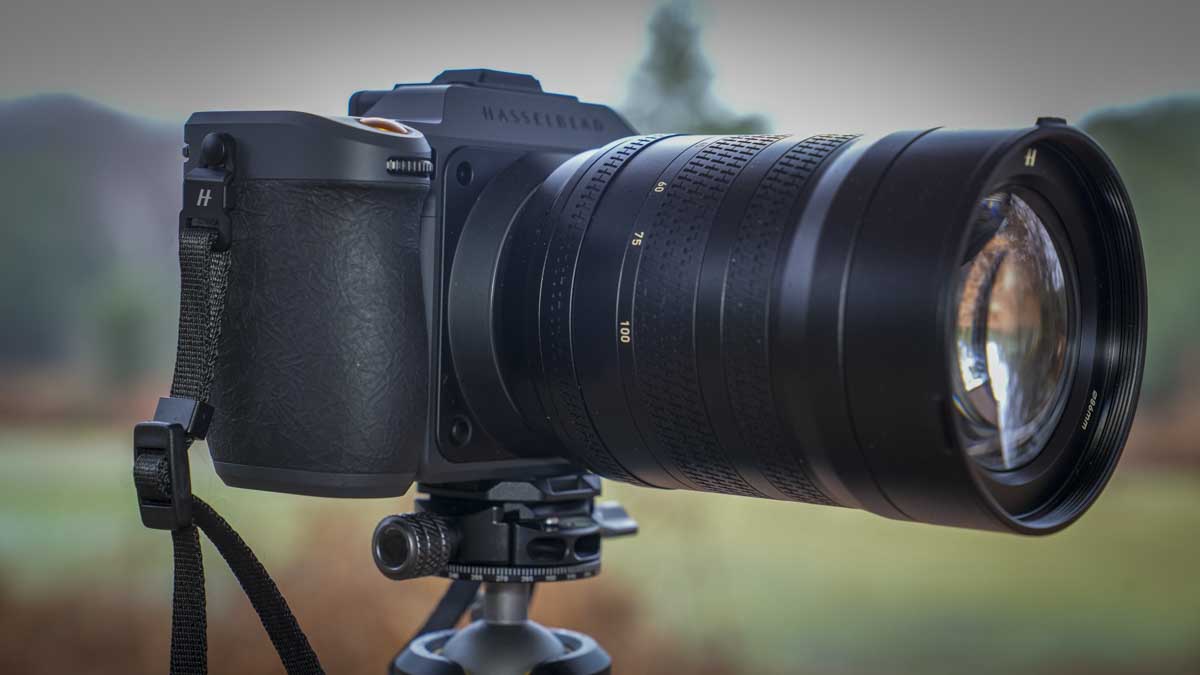 I reviewed the Hasselblad X2D II 100C, and nothing else comes