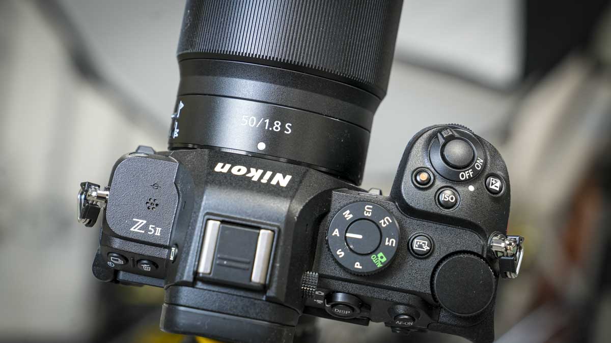 Nikon Z5 II dials