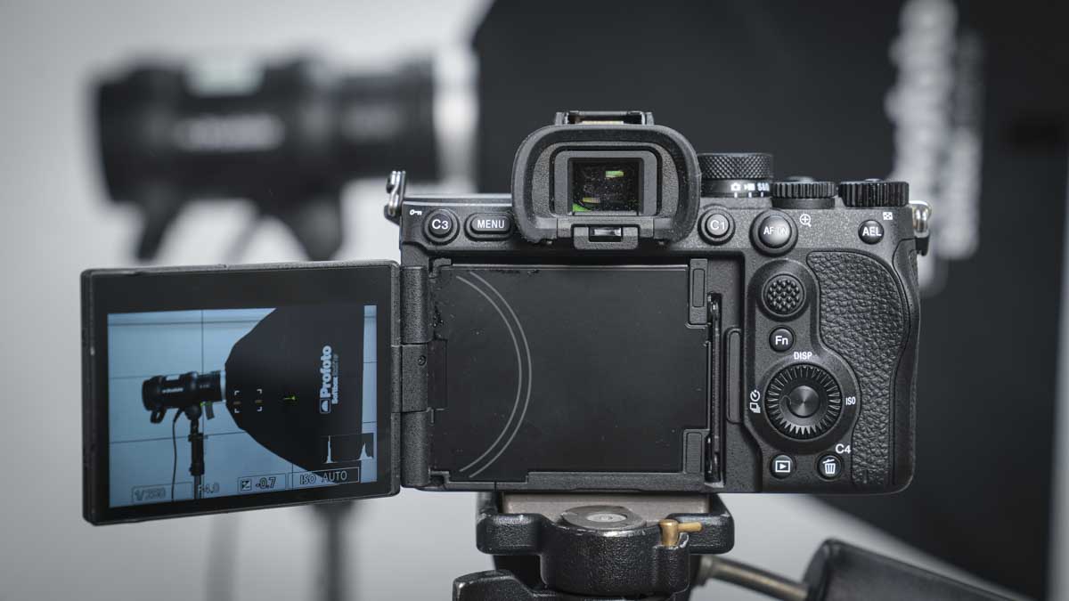 Sony A7 V review - articulated screen