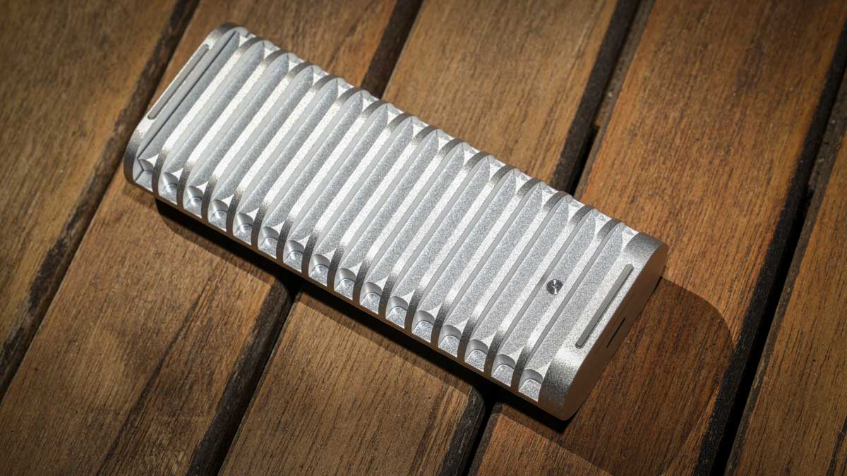 TerraMaster D1 SSD review - small screw