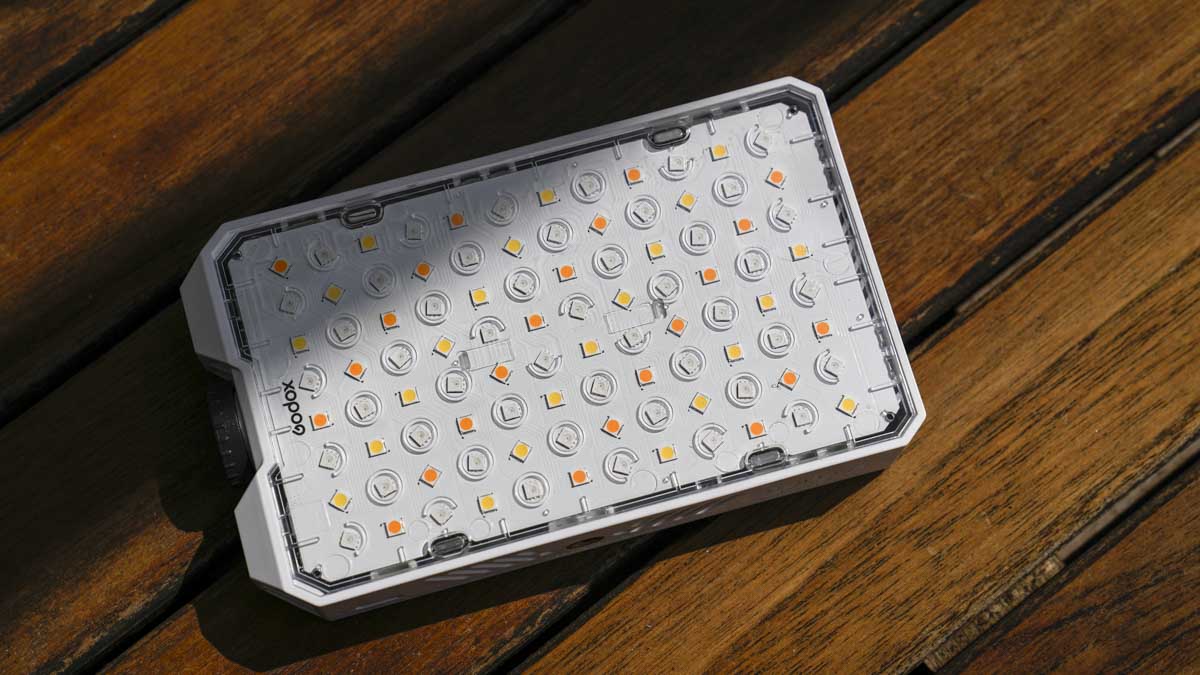 Godox C30R review - LED array