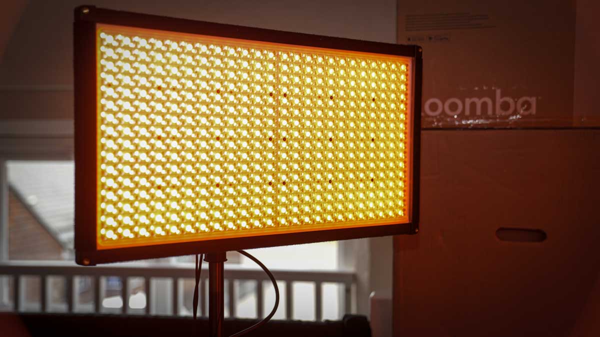 Godox LiteWafer UP150R Review - led panel