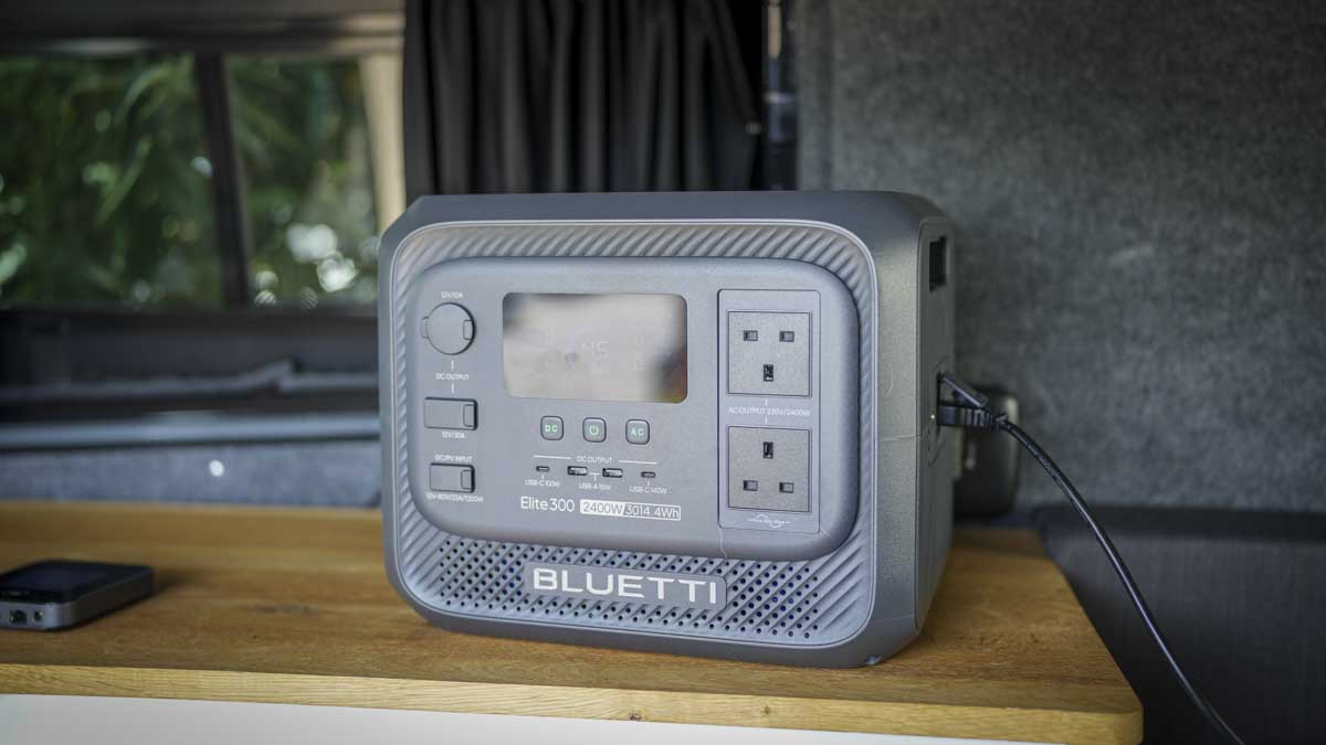 Bluetti Elite 300 Review