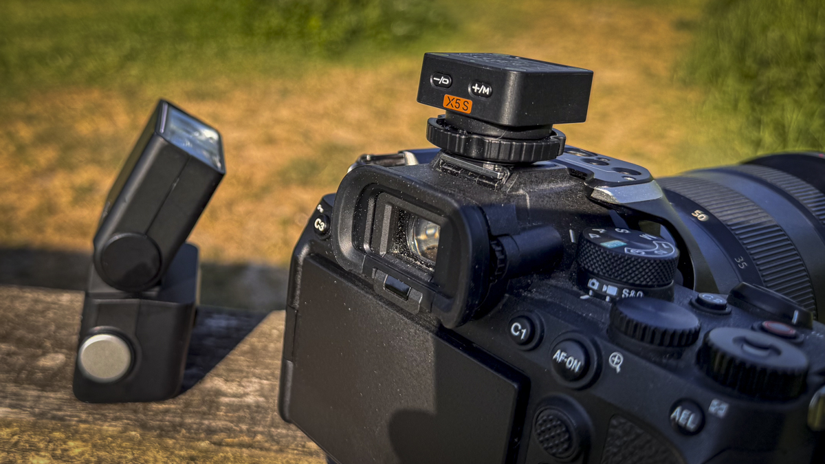 The Godox iT32