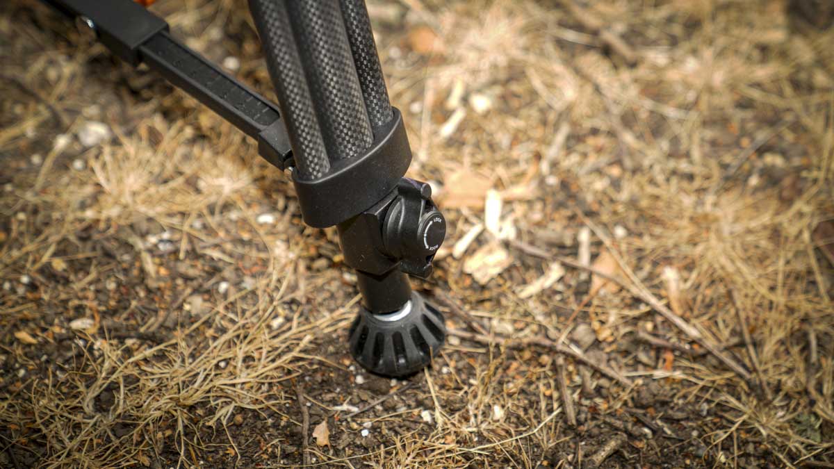 3 Legged Things Hugh - feet