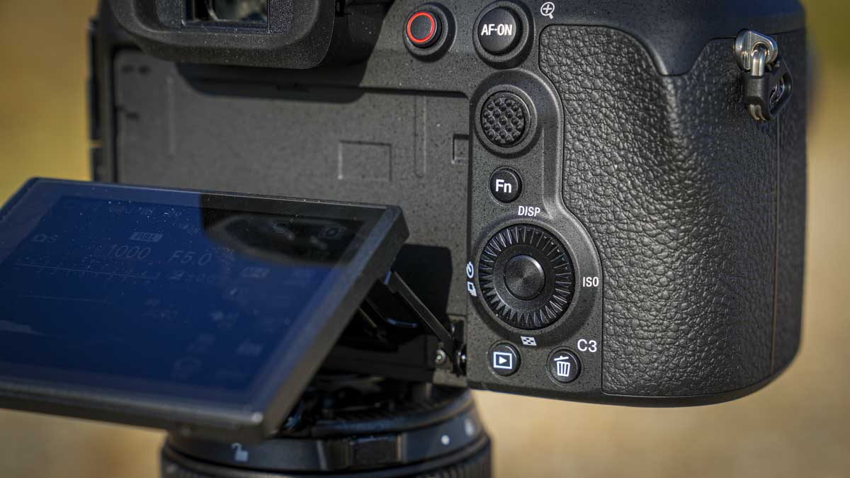 Sony RX10 V Review