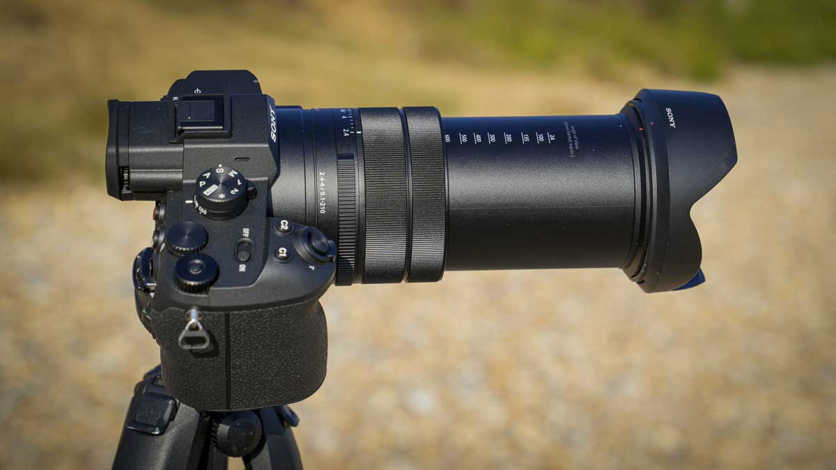Sony RX10 V Review