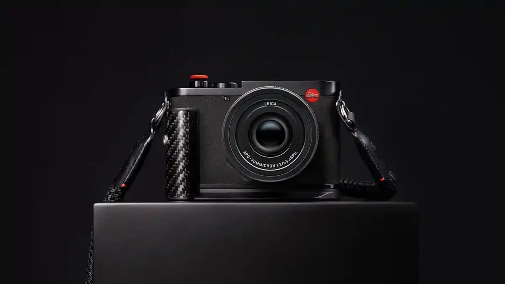 Leica Q3 43 Formula 1 Edition
